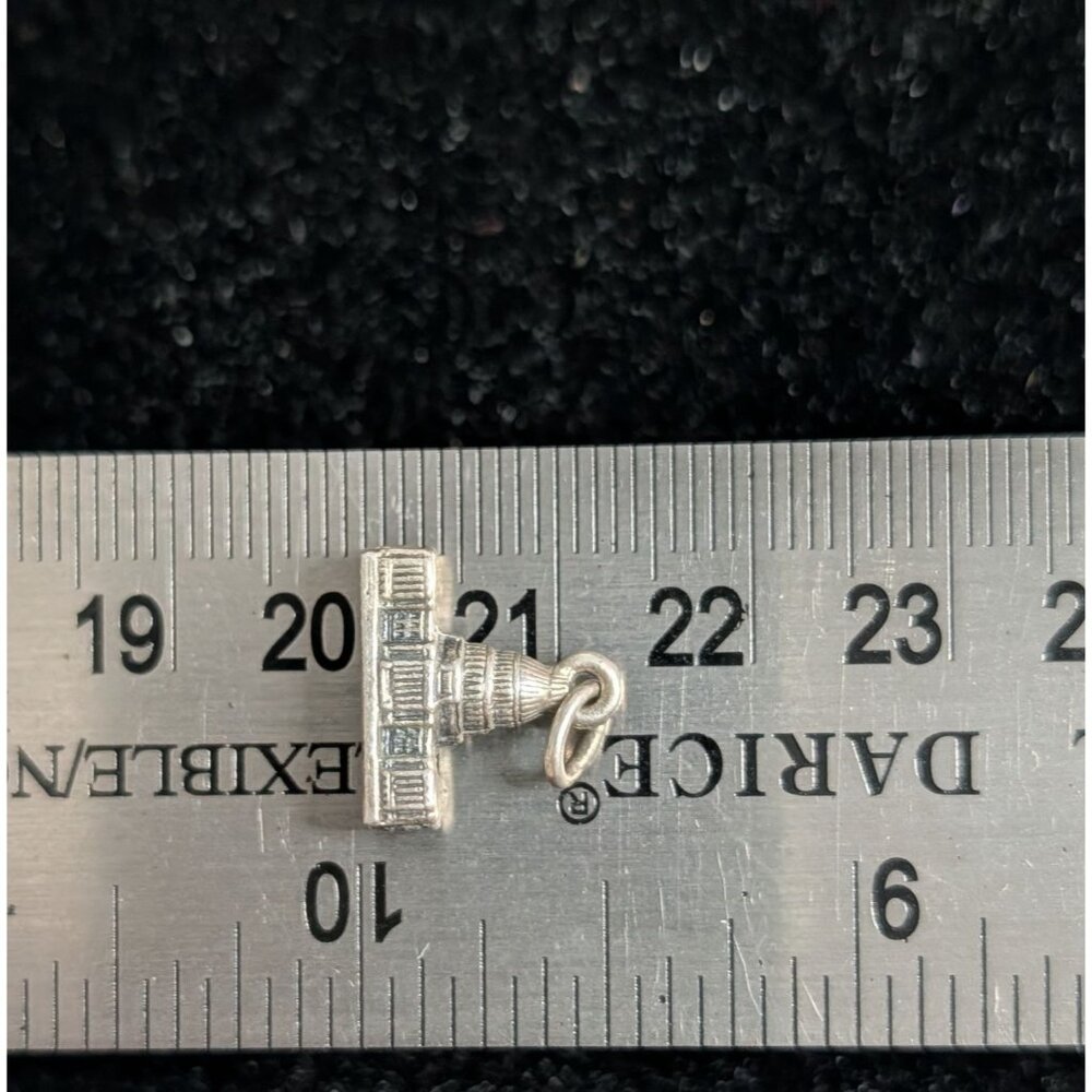US Capitol Building Silver Charm Pendant - Picture 6 of 14